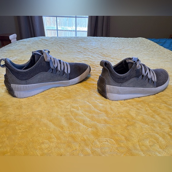 Sorel Women's Gray Out N About Plus Sneakers Tennis Shoes - Picture 4 of 10
